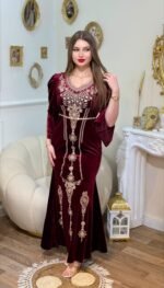 ⁦القفطان الأزرق الملكي (قطيفة) 👑💙⁩ - الصورة ⁦3⁩